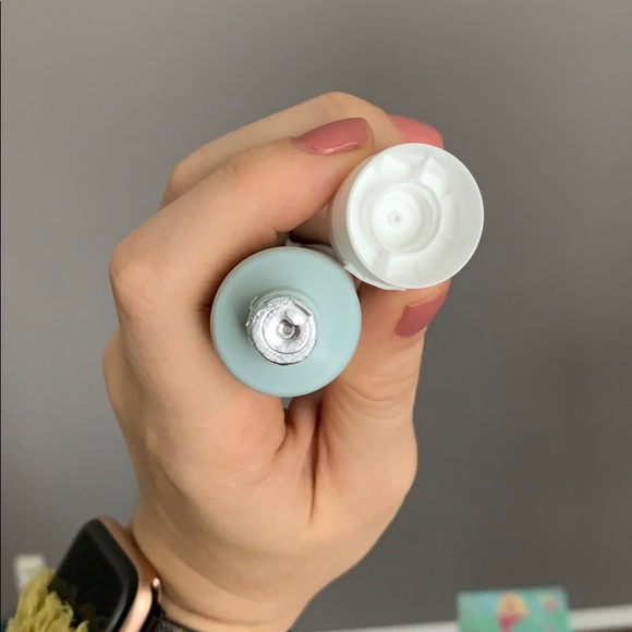 Evio Beauty Pore-fect Matte Primer - Picture 3 of 3